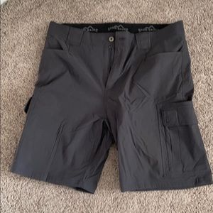 Eddie Bauer Cargo Shorts 38